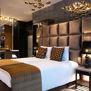 4* Hotel Art Suites Luxury