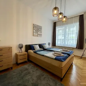 Eclectico Apartment Budapest