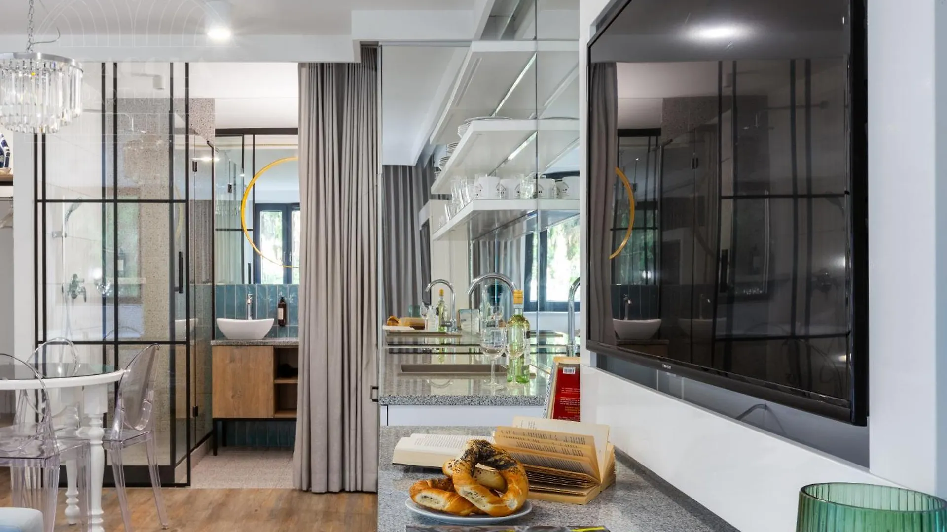 Fragola Apartments Vistula View Krakow Polonya